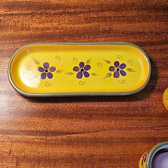 Partylite ceramic 4 piece candle holder set with candles. - Picture 2 of 5